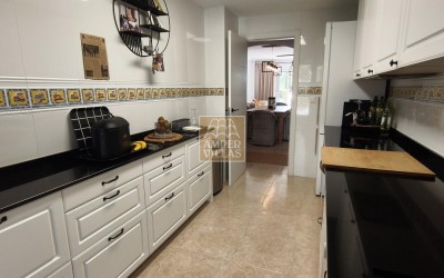 Lovely ground floor apartment with a large terrace.